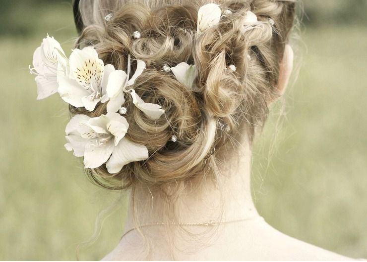 Rustic bridal style