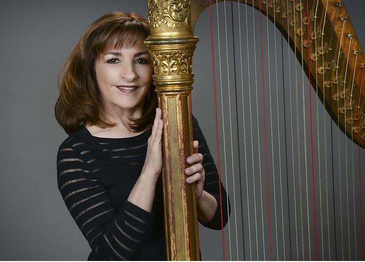 Roseann Canfora, Harpist