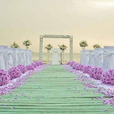 Outdoor green wedding ceremony decor