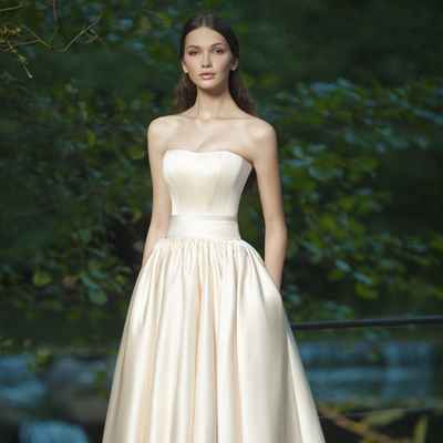Ivory corset wedding dresses