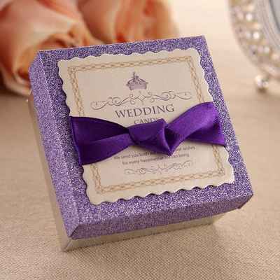 English purple wedding favours