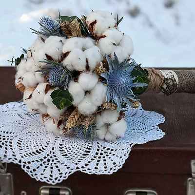 Winter brown alternative wedding bouquet