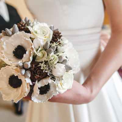 Brown alternative wedding bouquet
