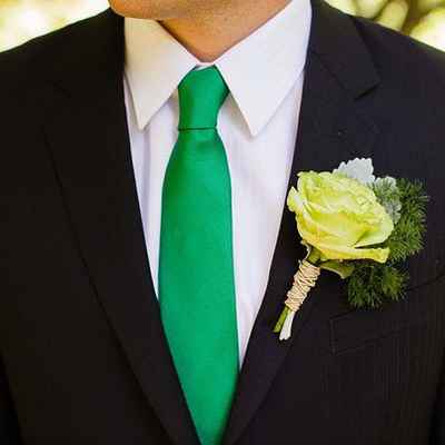 Green groom style