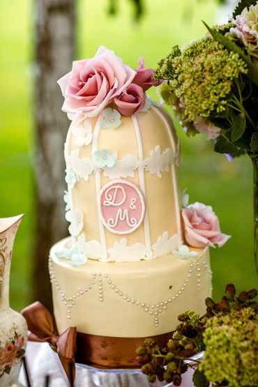 Summer pink wedding cakes