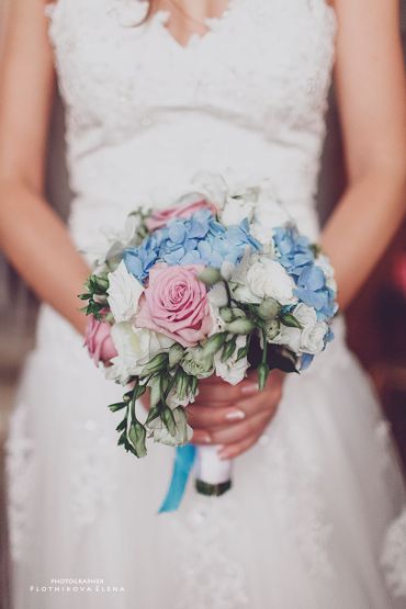 Pink rose wedding bouquet