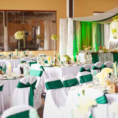 Green wedding reception decor
