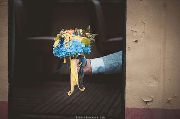 Yellow hydrangea wedding bouquet