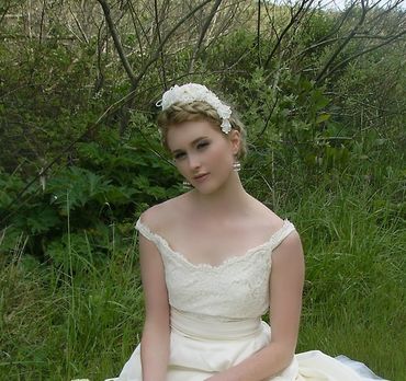 Vintage ivory long wedding dresses