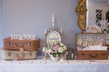Vintage wedding reception decor