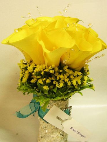 Yellow calla wedding bouquet