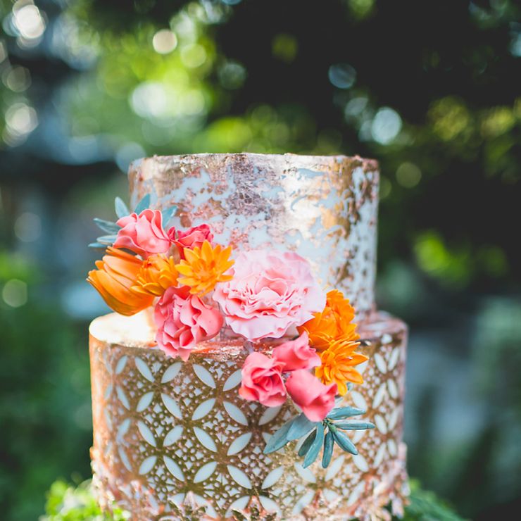 Metallic cake with sugar flowers