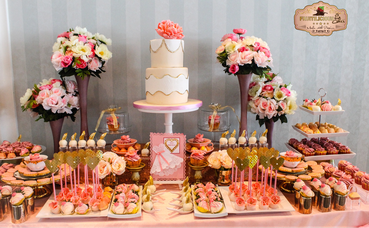 Pink wedding cupcakes