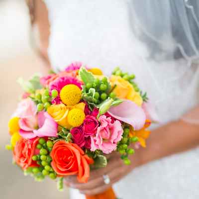 Yellow alternative wedding bouquet