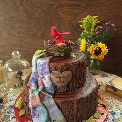 Rustic brown wedding cakes