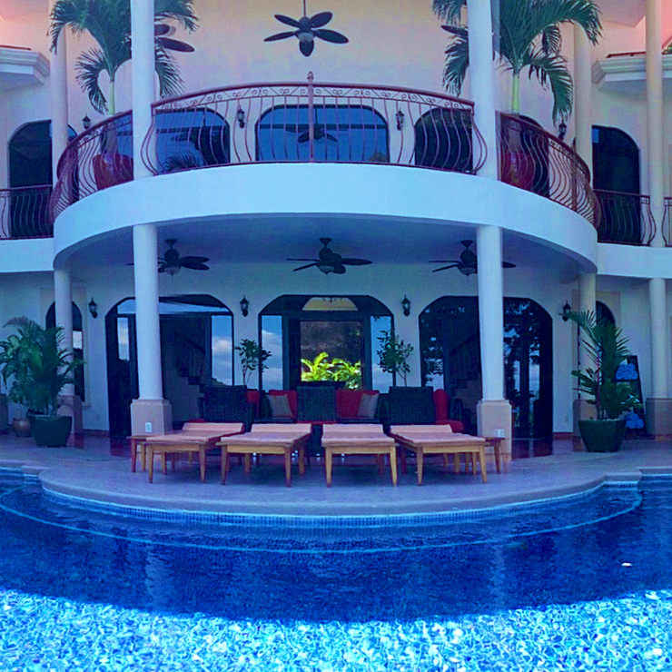 Villa Preciosa Resort