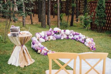 Outdoor white wedding ceremony decor