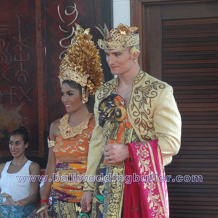 Balinese Blessing Wedding Dress and Make up