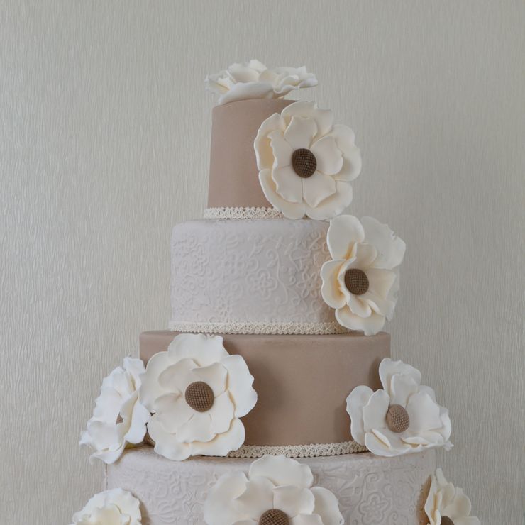 Aprilhaven wedding cake selection