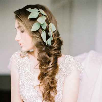 Overseas ivory bridal hair and make-up