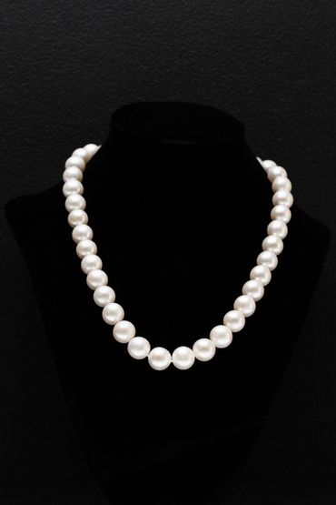 White bracelets, earrings, necklaces & other jewellery