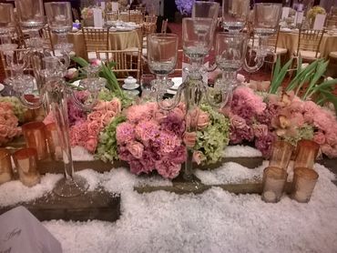 Overseas pink wedding reception decor