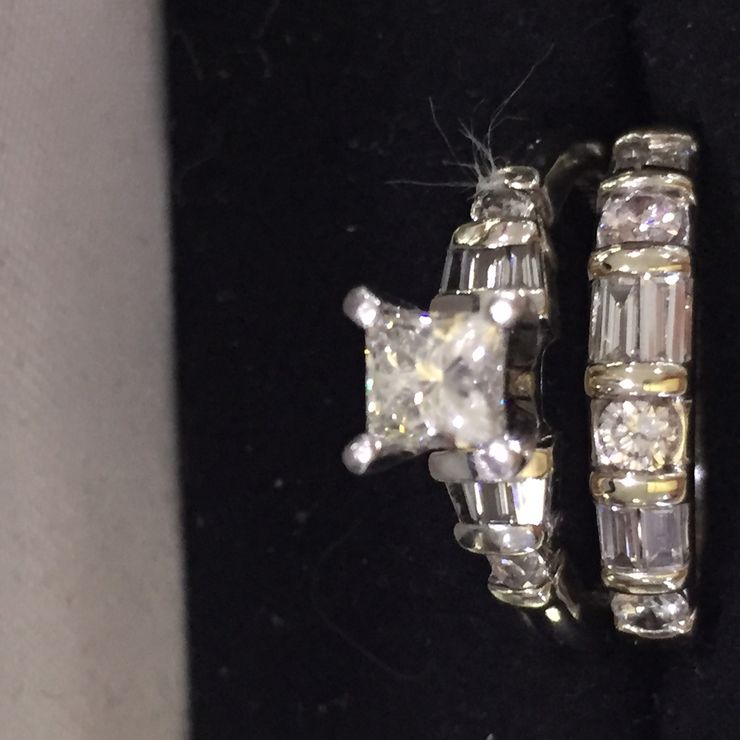 Wedding rings Diamond