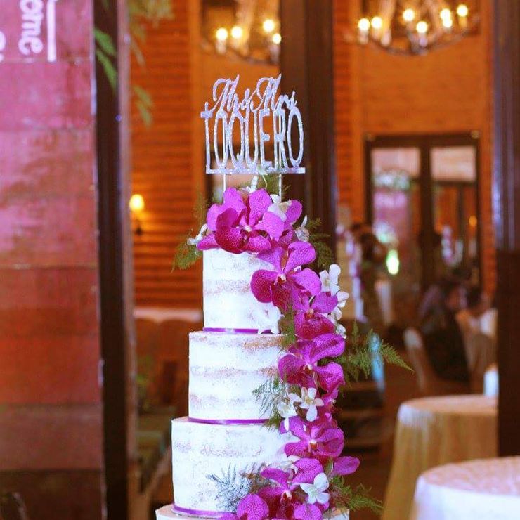 Laurence + Trisha Nuptials : 4 tiered Naked Vanilla Cake with Vanilla Buttercream frosting and fresh