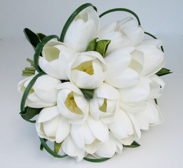 White alternative wedding bouquet