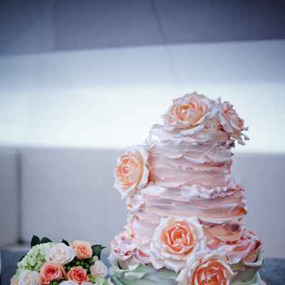 Pink wedding cakes