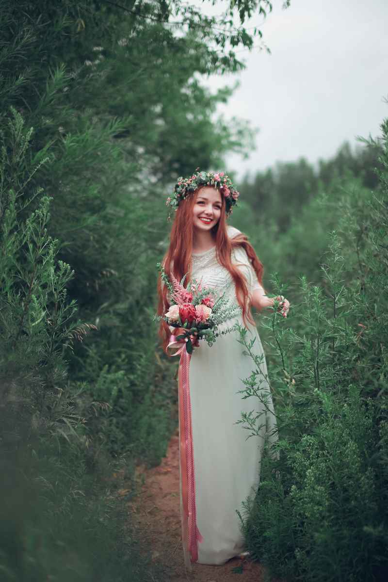 Summer outdoor long wedding dresses