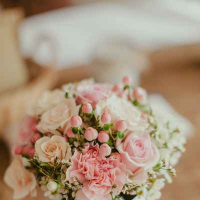 Pink wedding floral decor