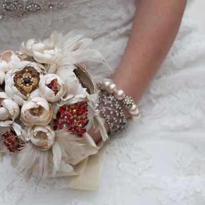 Chicago ivory alternative wedding bouquet