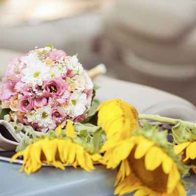 Autumn pink daisy wedding bouquet