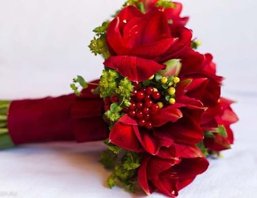 Red tulip wedding bouquet